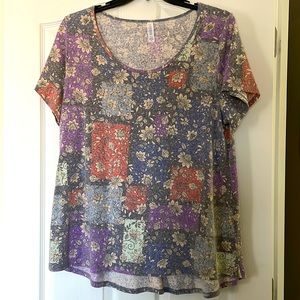 LuLaRoe Tshirt